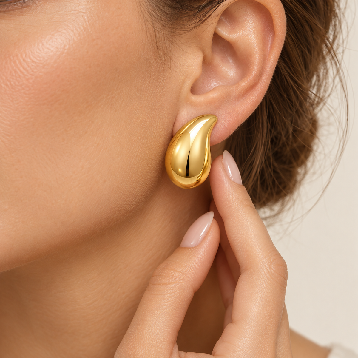 Onda Teardrop Earrings