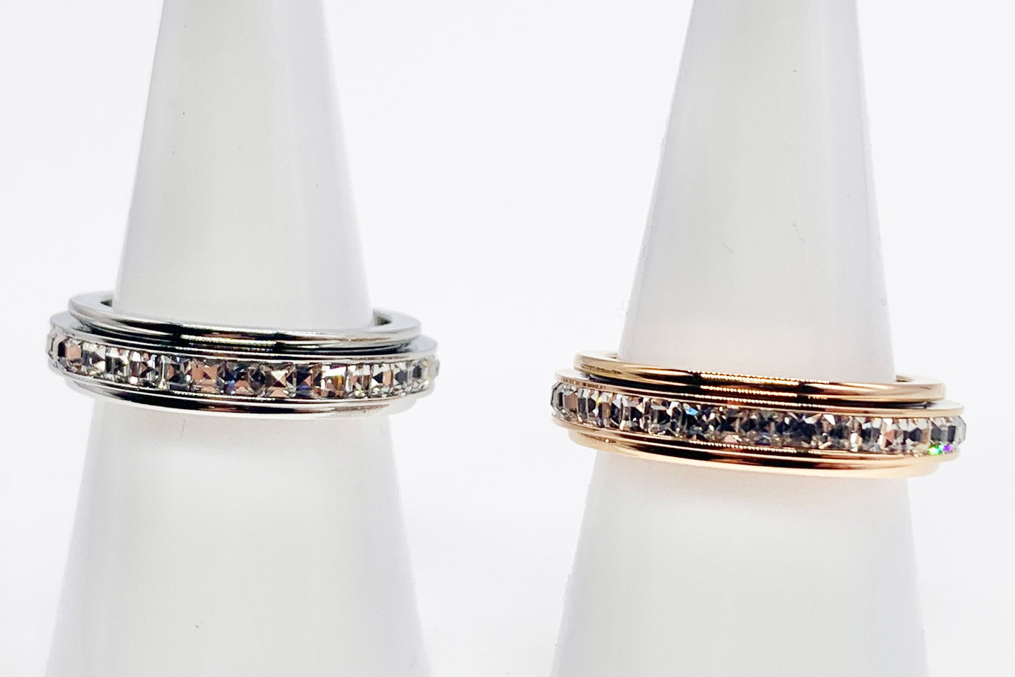 Spotlight Sparkling Spinner Ring