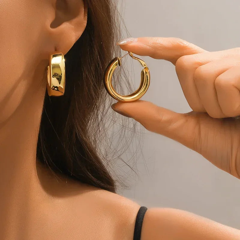 Spotlight Knot Hoop Earrings