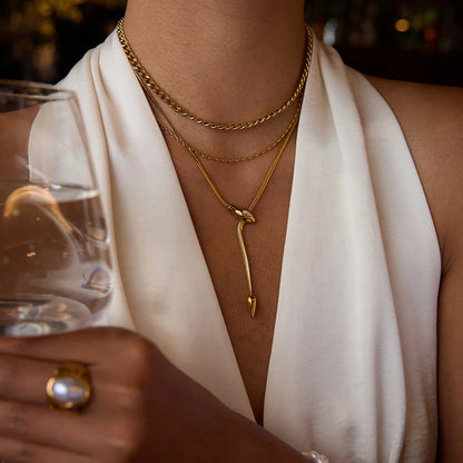 Spotlight Serpentine Necklace with Zircon Accents
