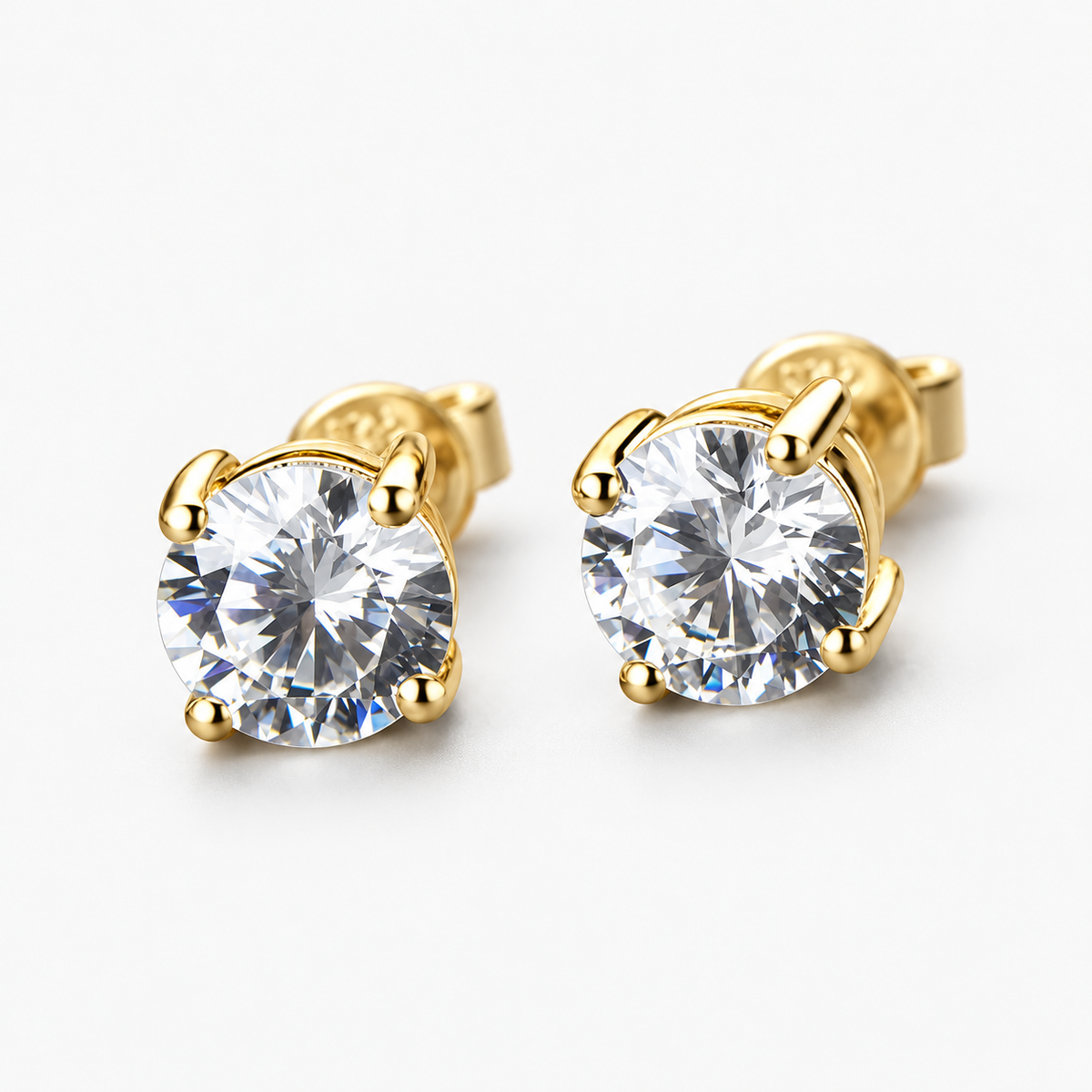 Luce Round Studs