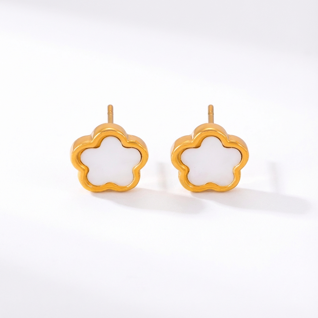 Spotlight White Blossom Earrings