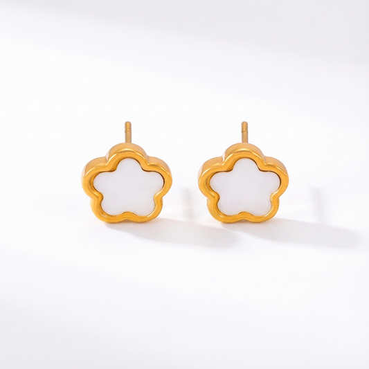 Spotlight White Blossom Earrings