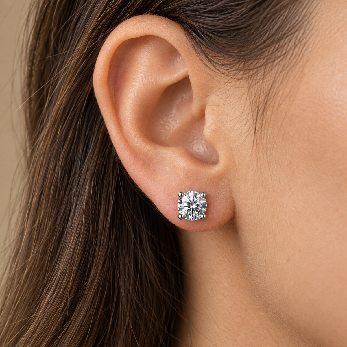 Luce Round Studs