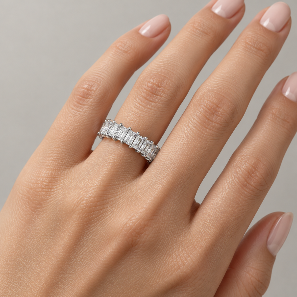 Livia Baguette Band