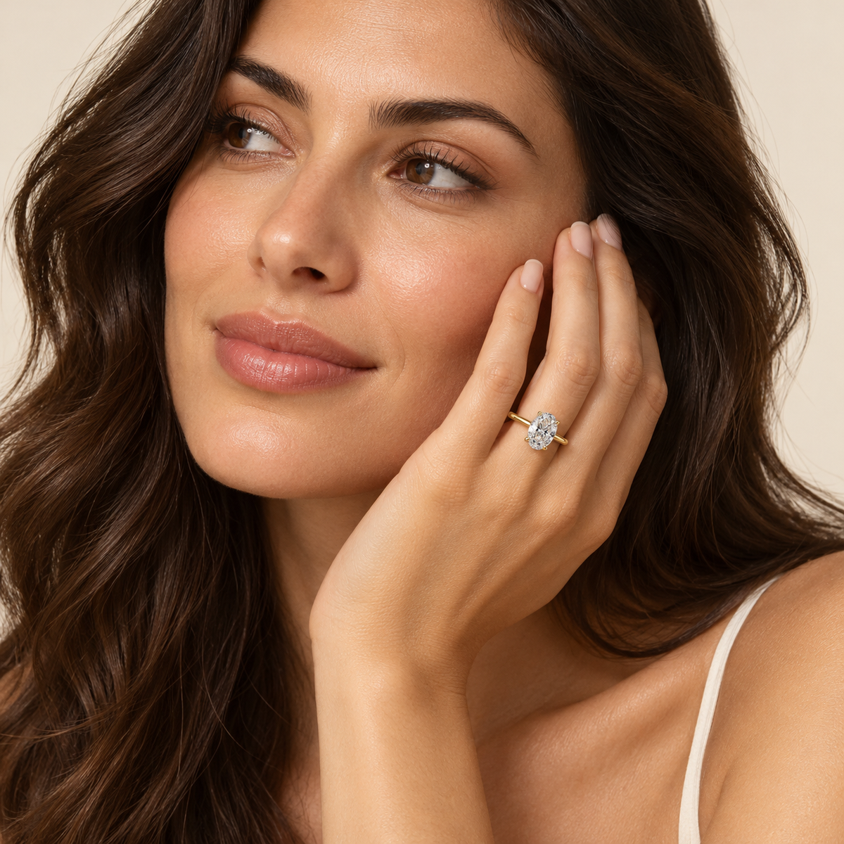 Aurora Oval Solitaire