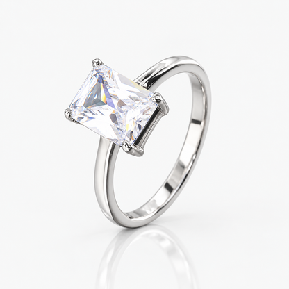 Giada Emerald Ring