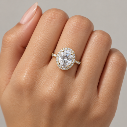 Ilaria Oval Halo Ring