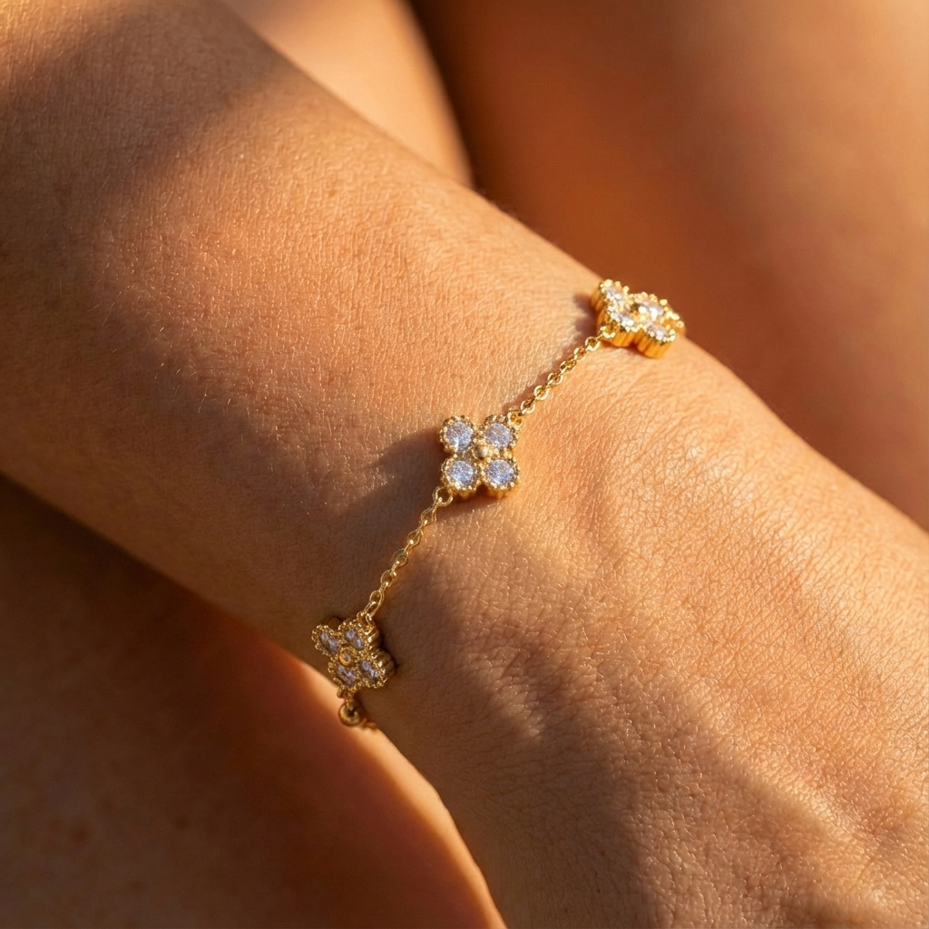 Spotlight Sparkling Flowers Bracelet