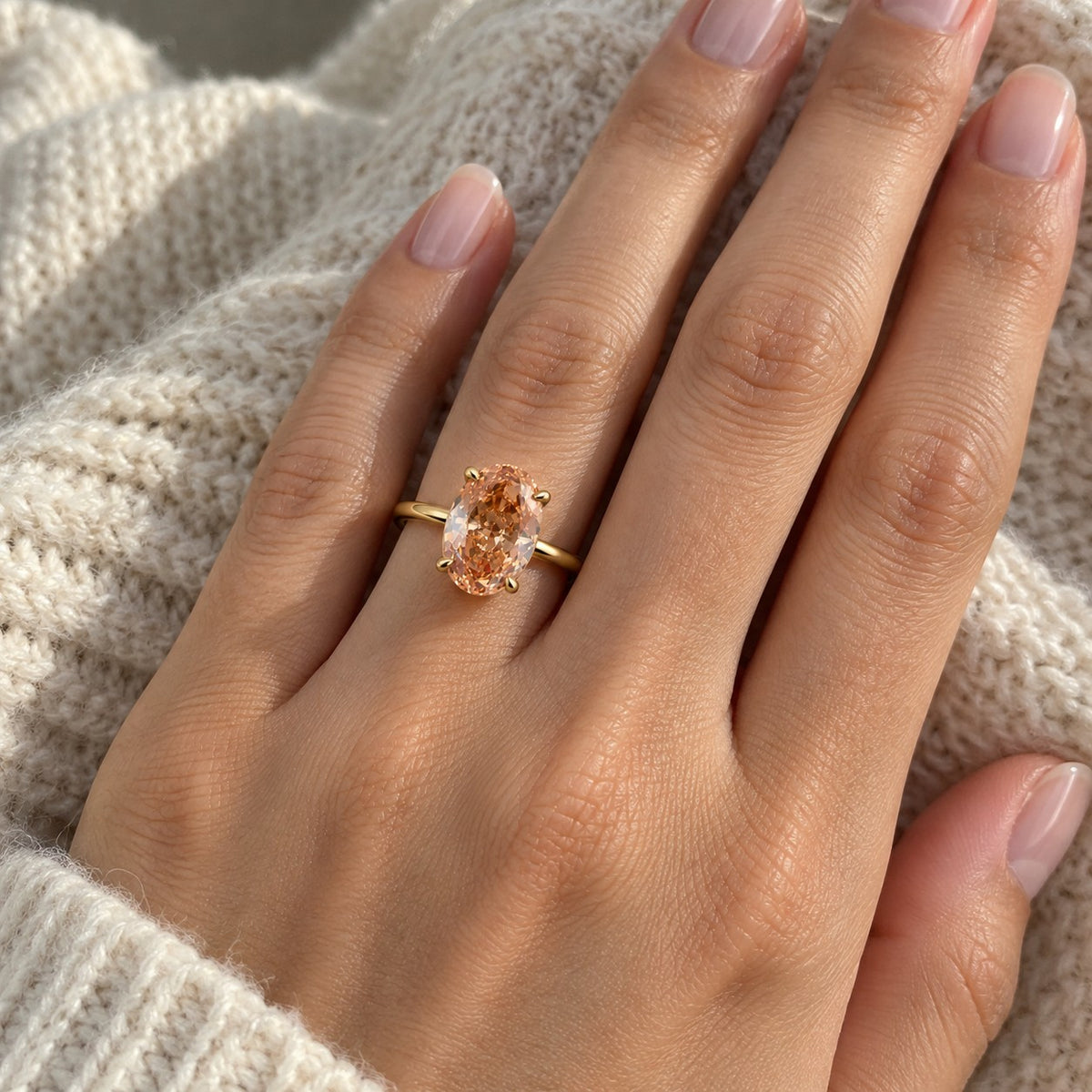Ambra champagne oval ring