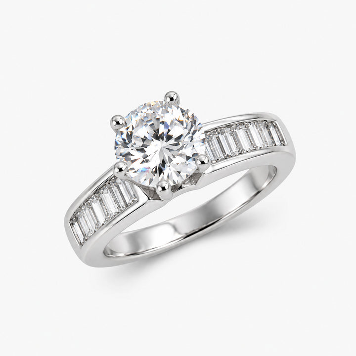 Diva Round Ring