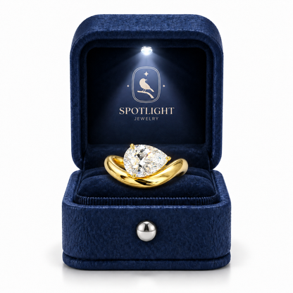 Goccia Pear Ring