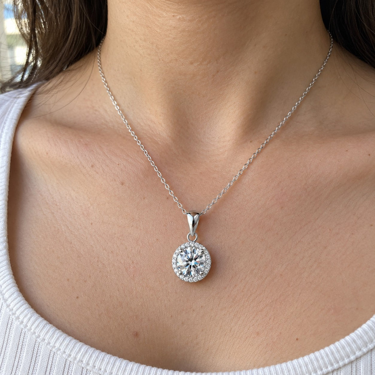 Halo moissanite pendant