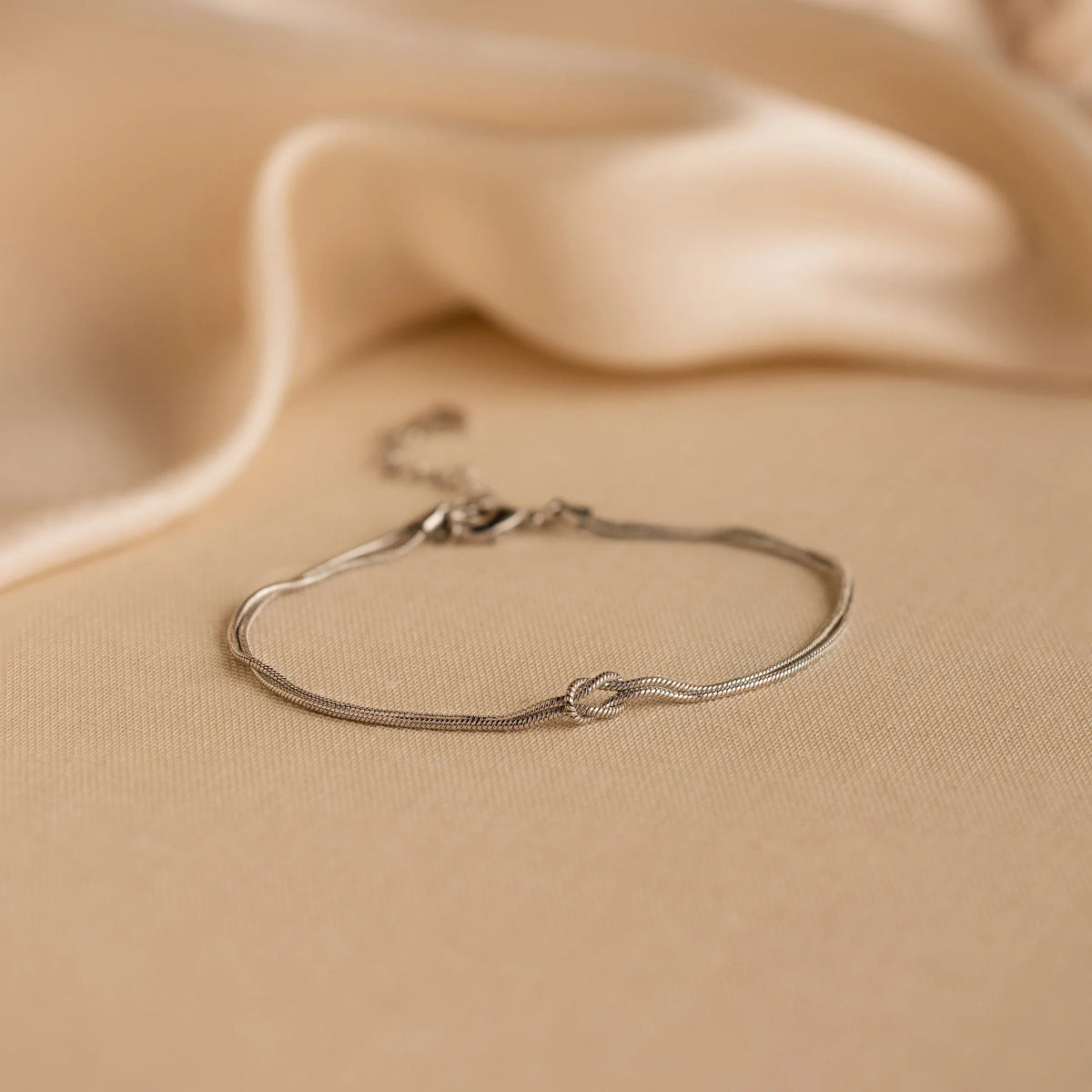 Forever Knot Matching Set
