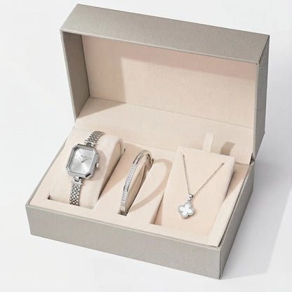 Luna Clover - Treasure Box