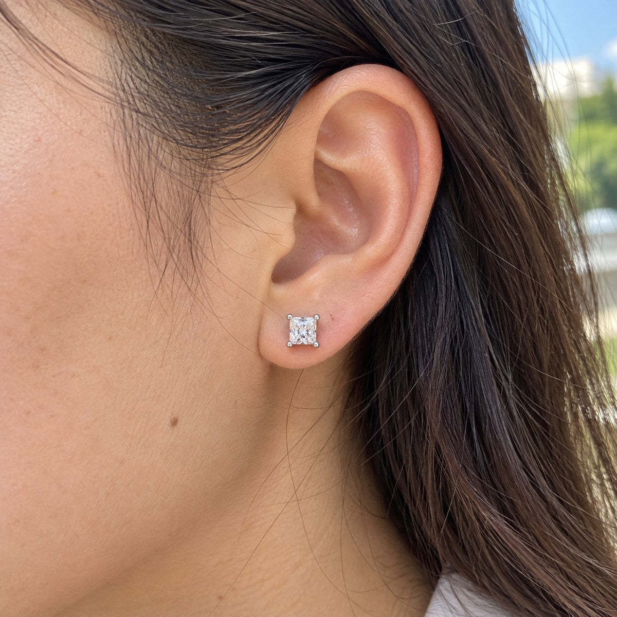 Princess moissanite studs