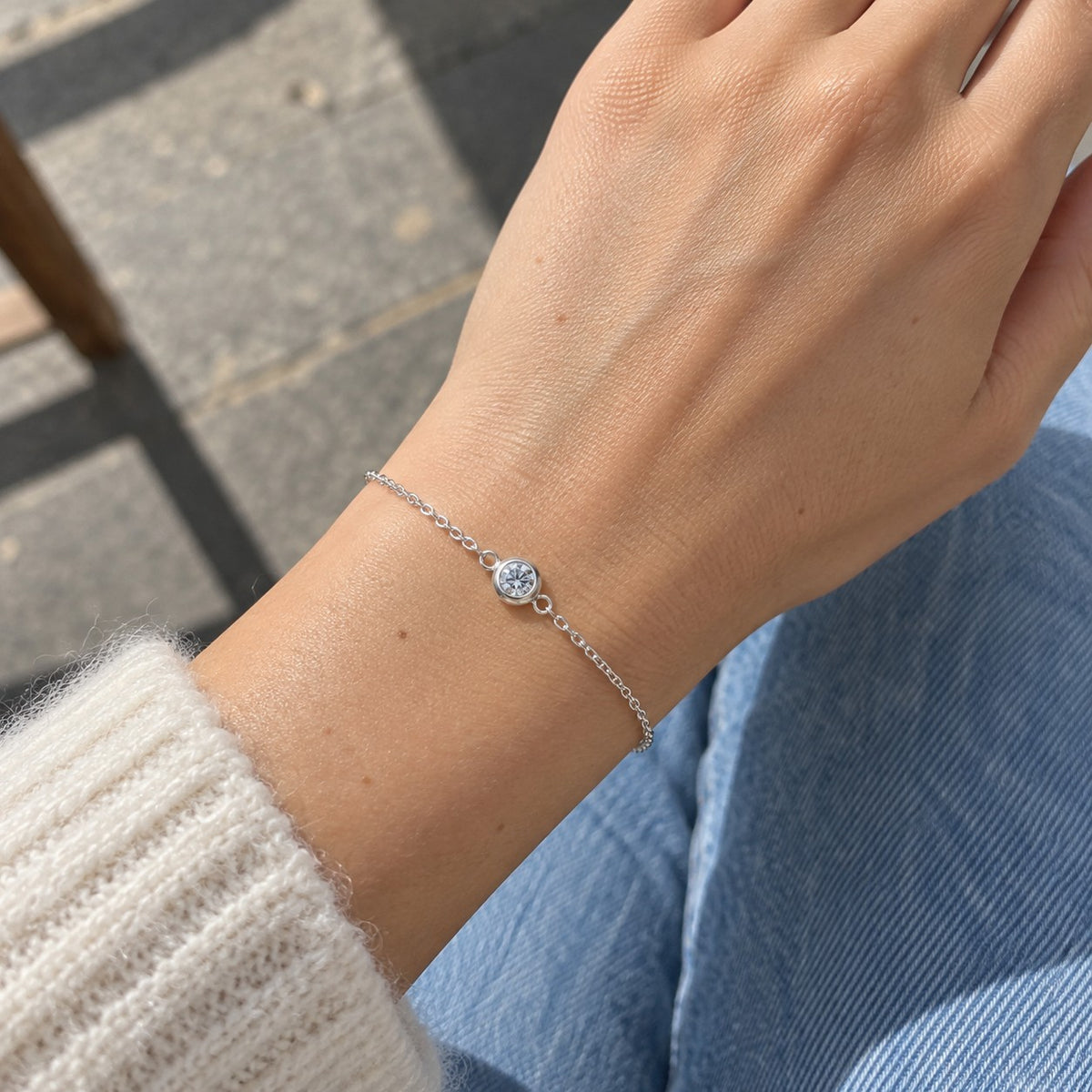 Moissanite solitaire bracelet