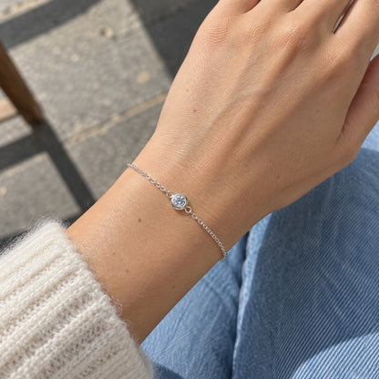 Moissanite solitaire bracelet